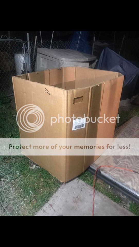 gaylord boxes.jpg Photo by will22clark Photobucket